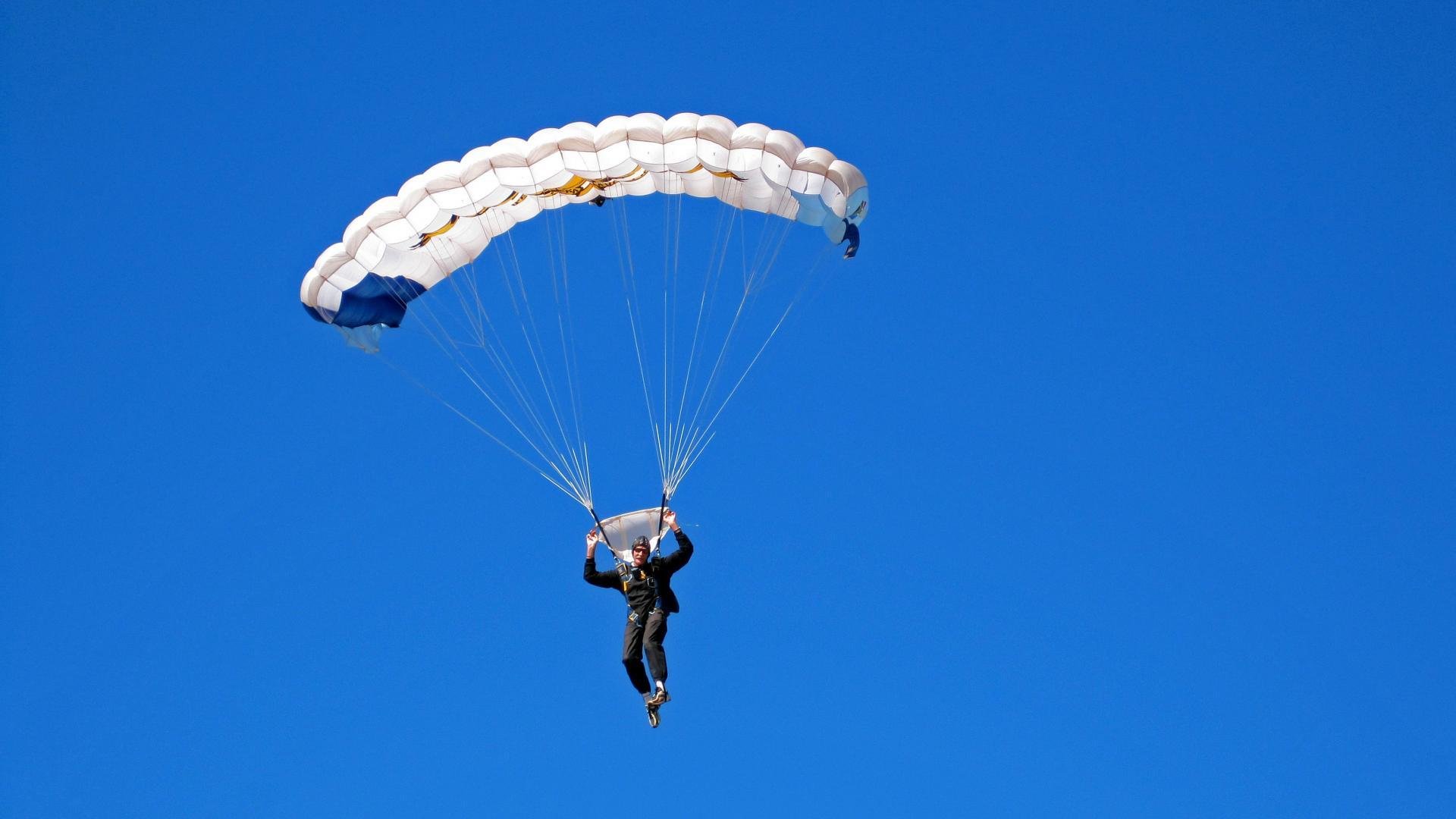 mk体育-澳洲队刷新接力赛会纪录，震撼全场，澳洲次级联赛